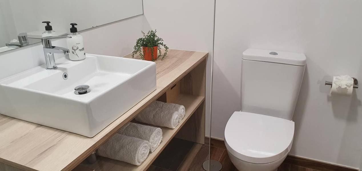 Apartamentos Antares 3 米拉多罗 外观 照片